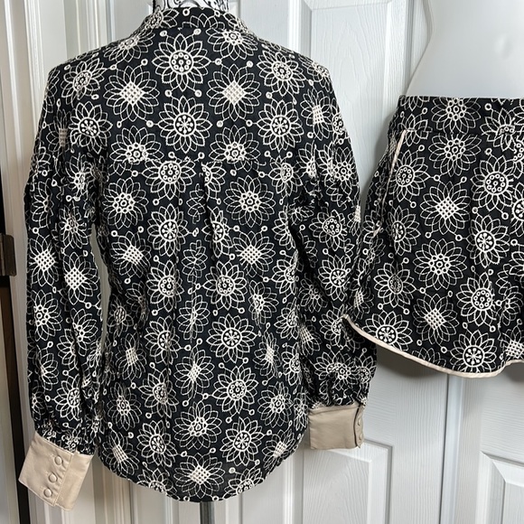 Rock Lola Black White Eyelet Button Up Shirt & Shorts M/L READ - Picture 5 of 9